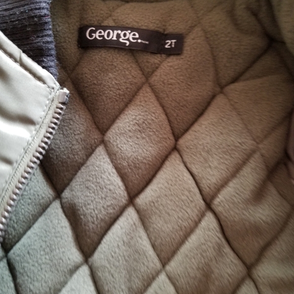 Winter jacket - Picture 2 of 3